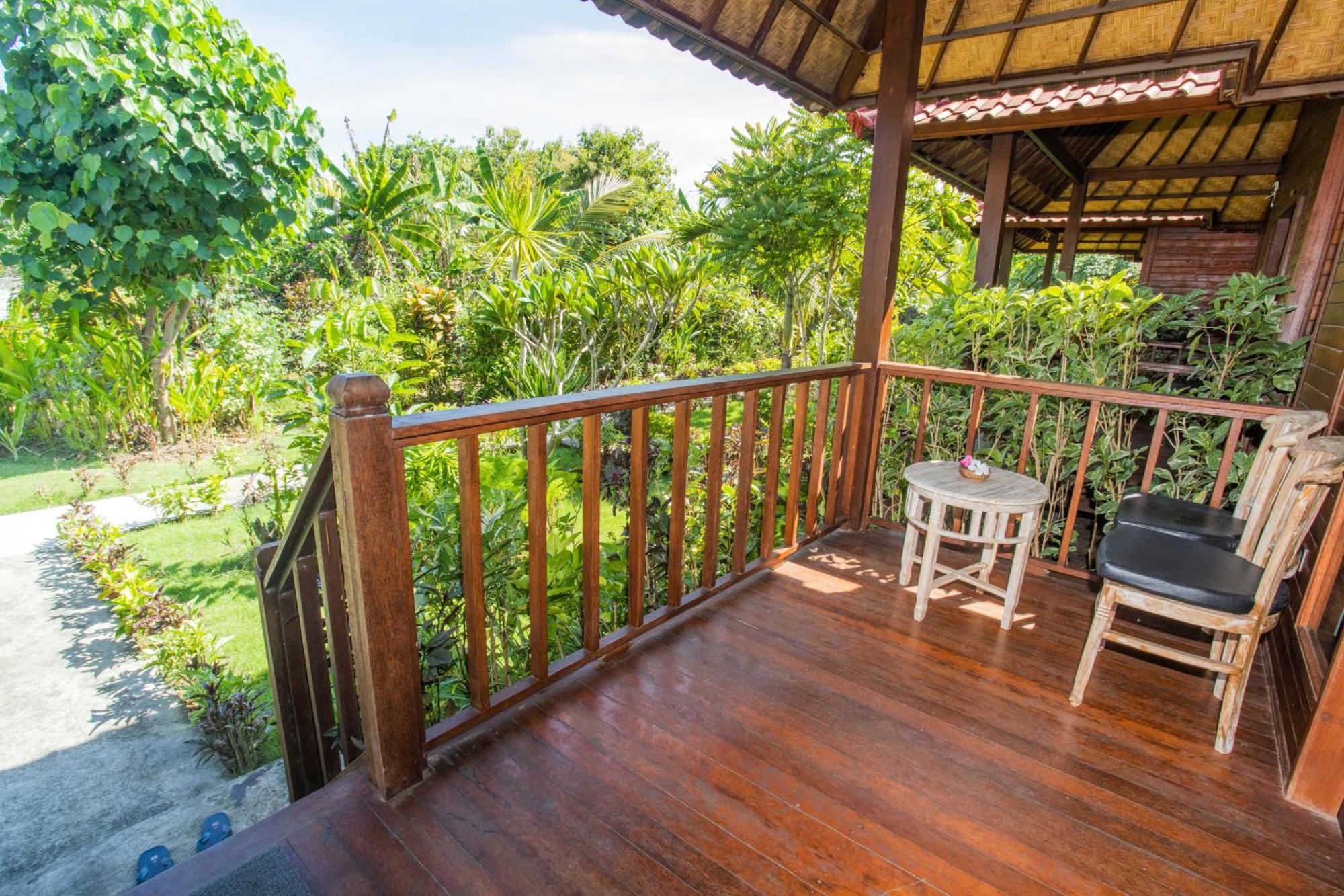 Hotel The Parnas Nusa Lembongan Exterior foto