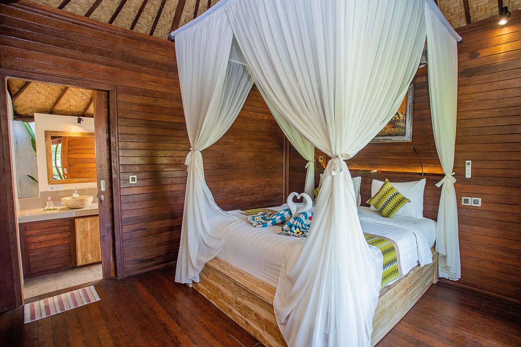 Hotel The Parnas Nusa Lembongan Exterior foto